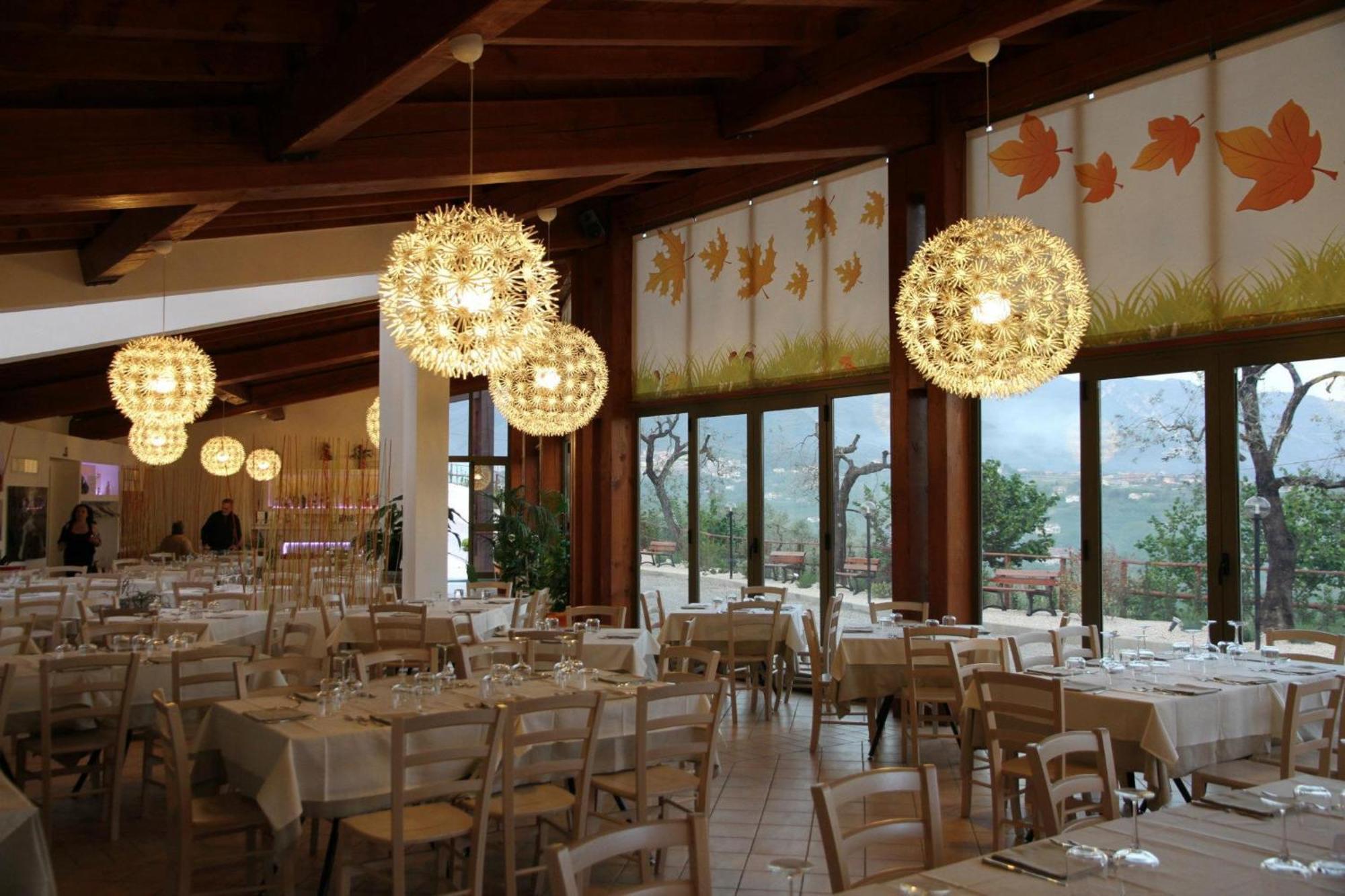 Acasamia Resort San Cipriano Picentino ภายนอก รูปภาพ